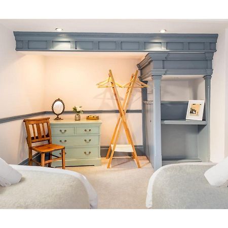 Wyatt House Apartment บาธ ภายนอก รูปภาพ