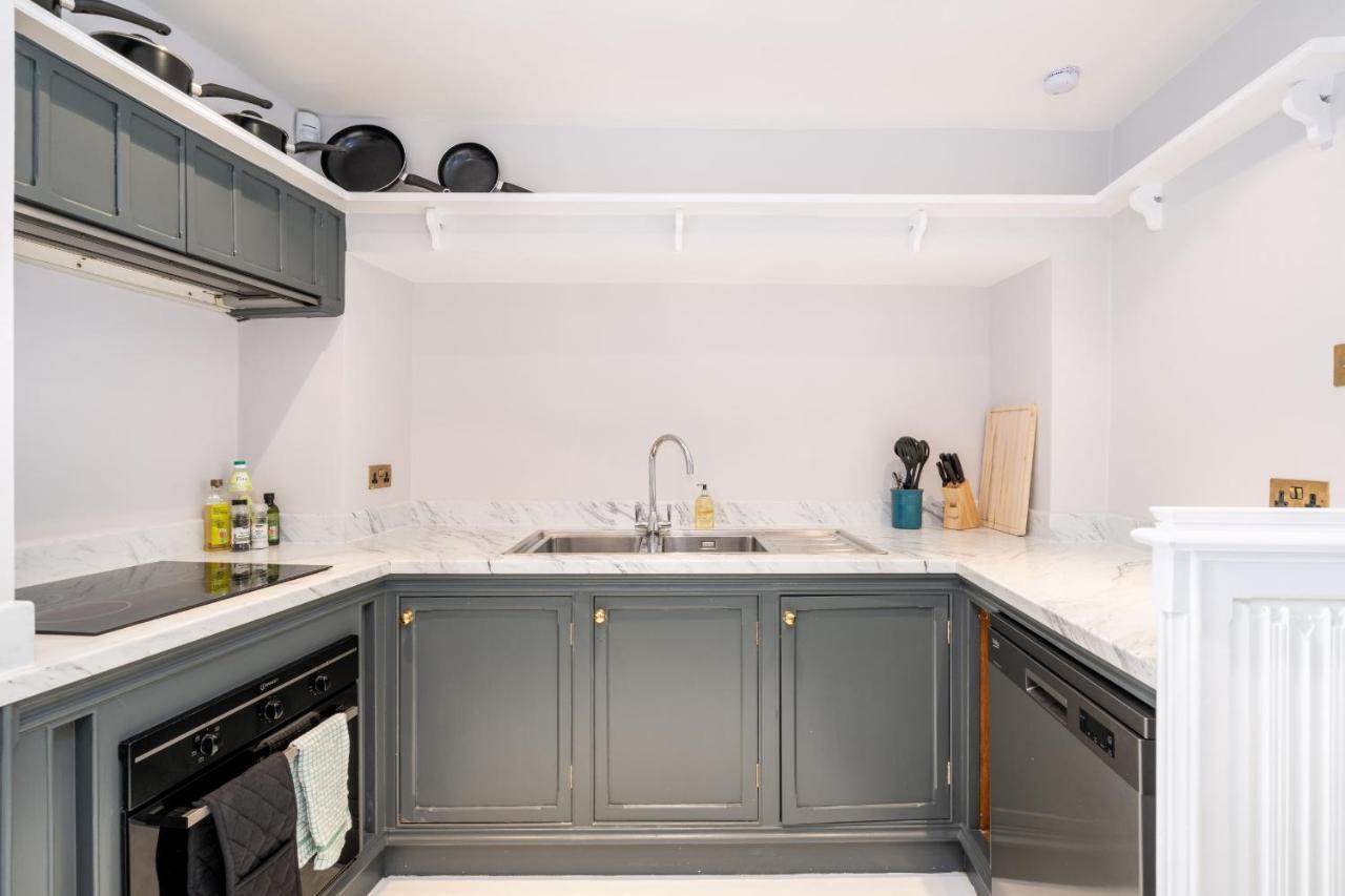 Wyatt House Apartment บาธ ภายนอก รูปภาพ
