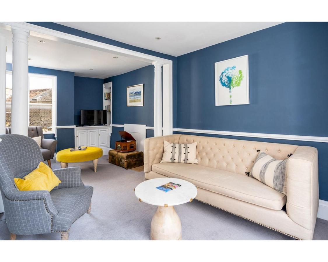 Wyatt House Apartment บาธ ภายนอก รูปภาพ