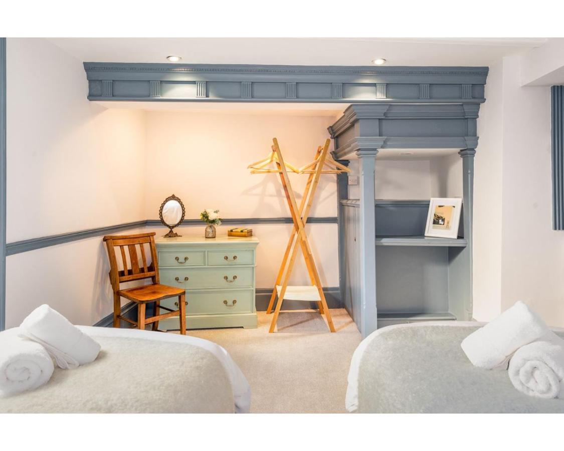 Wyatt House Apartment บาธ ภายนอก รูปภาพ